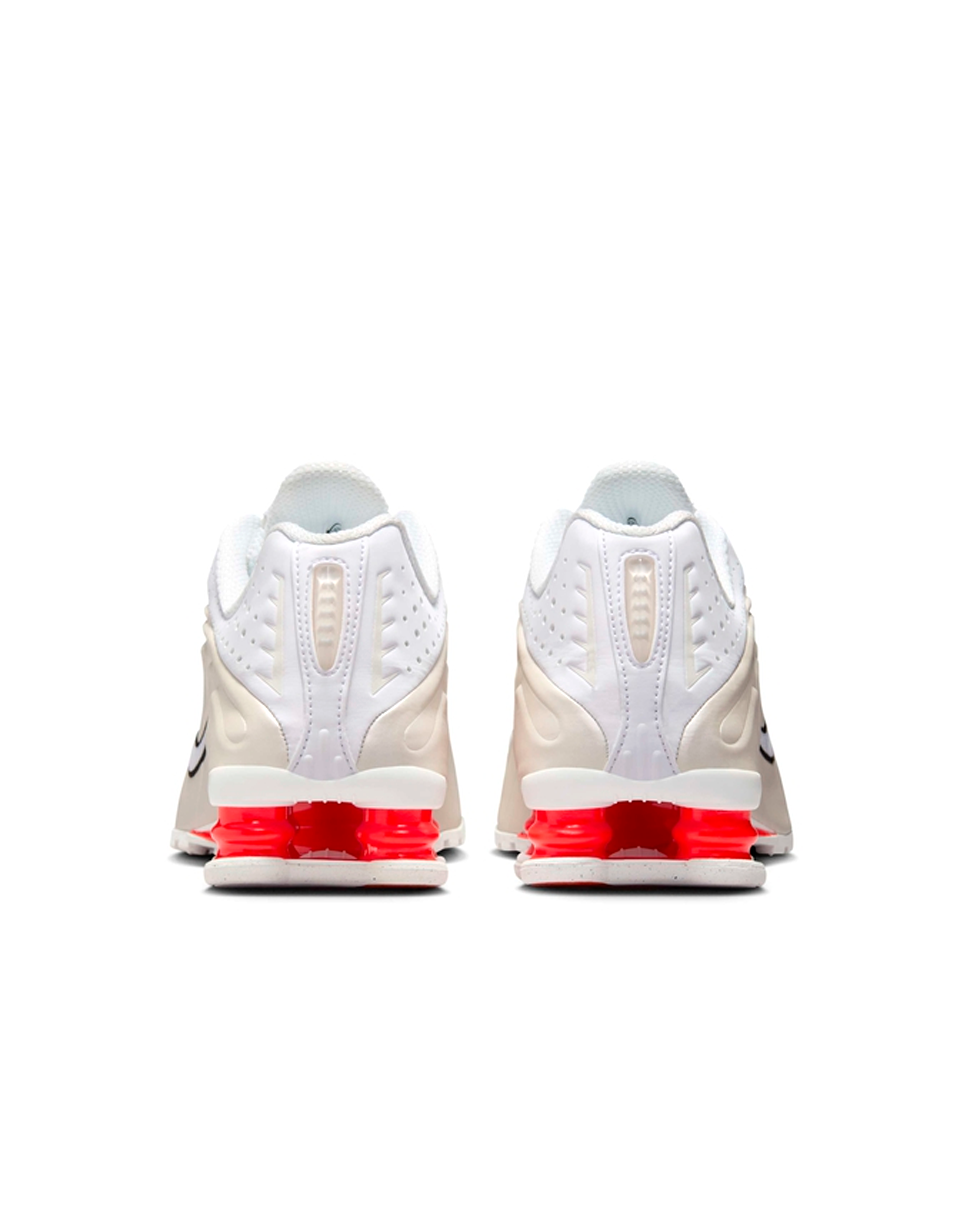 Nike Shox R4