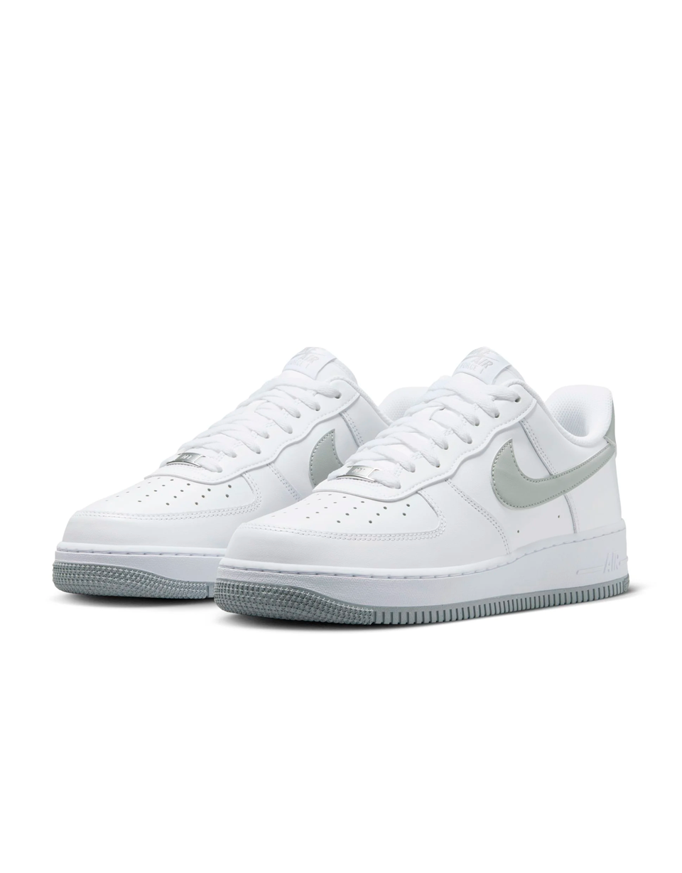 Nike Air Force 1 '07