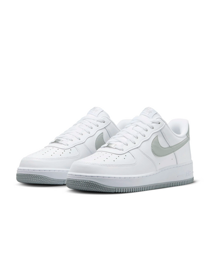 Nike Air Force 1 '07