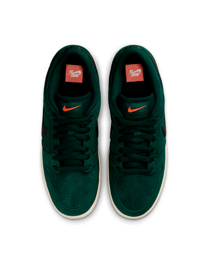 Nike SB Dunk Low Pro