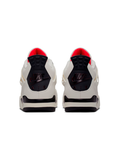 Air Jordan Retro 4 Flight Club